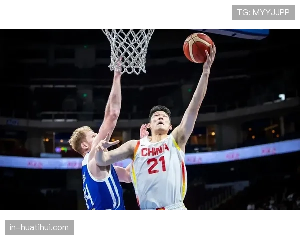 胡金秋受伤影响国家队内线实力 世预赛基石作用恐将缺失